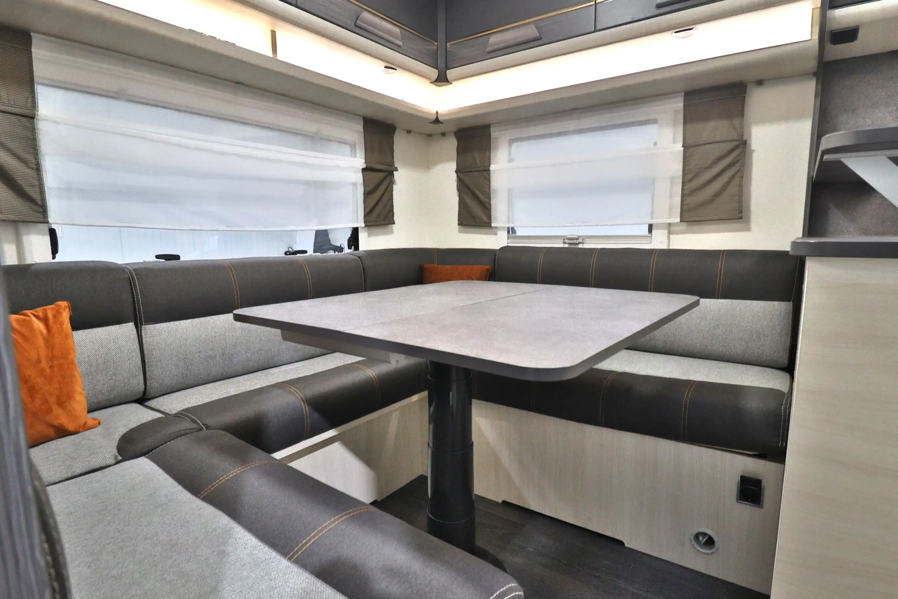 CARAVELAIR Artica 520